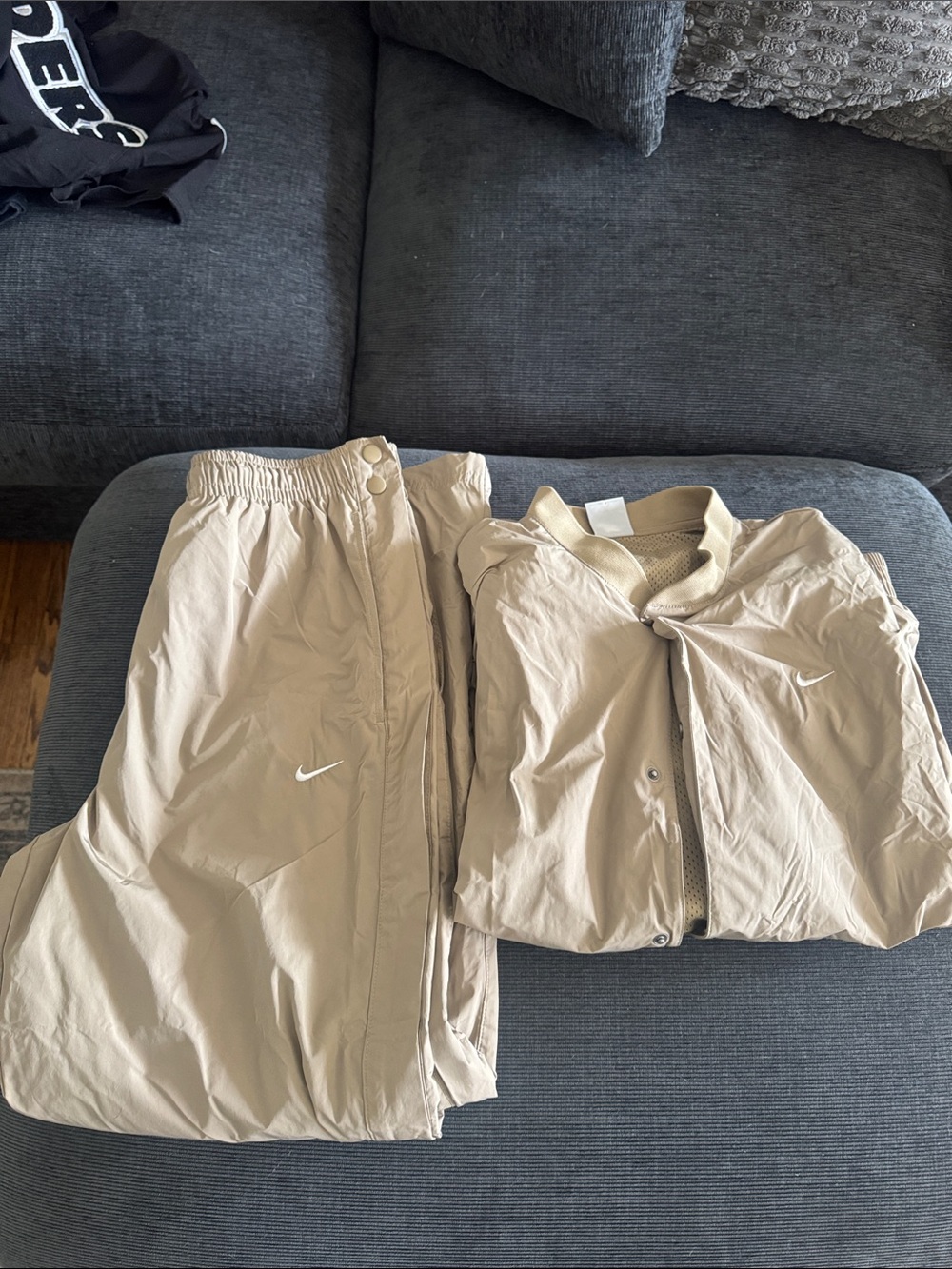 Nike Beige Short-Sleeve Windbreaker set- Top and Bottoms